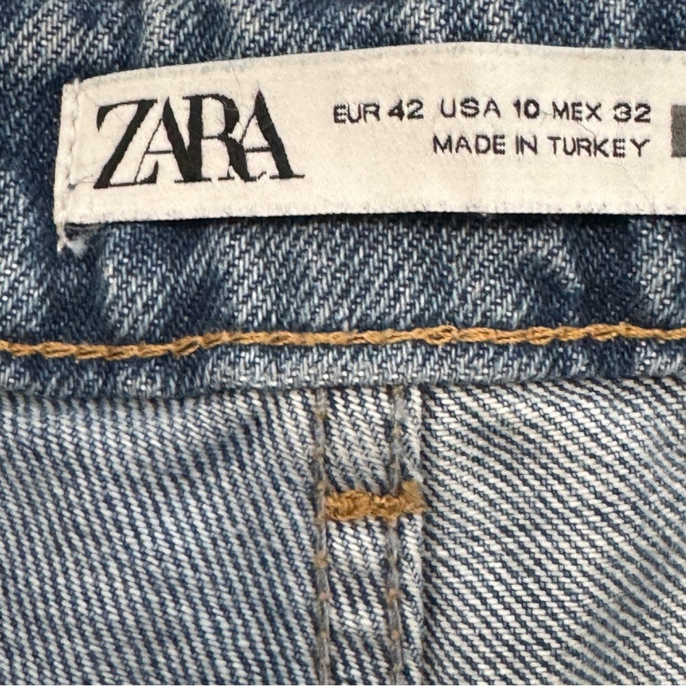 Zara High Rise Straight Leg Jeans Women’s Size 10 Blue Raw Hem 34x29 - Picture 6 of 7